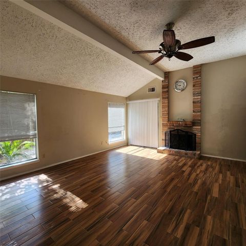 6938 Foxbrook Drive, Humble, TX 77338