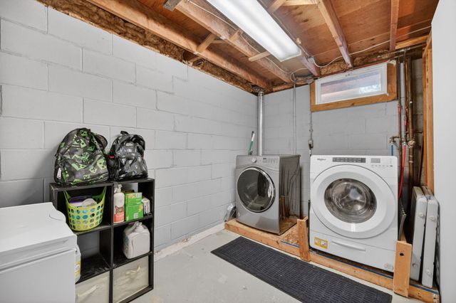 1112 Johnson Street, Des Moines, IA 50315