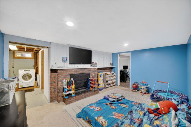 1112 Johnson Street, Des Moines, IA 50315