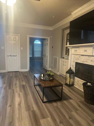2006 Pebble Lane, Friendswood, TX 77546