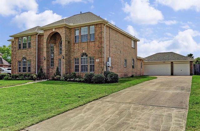 2006 Pebble Lane, Friendswood, TX 77546