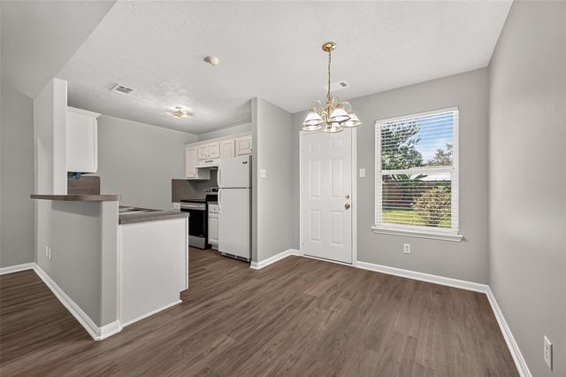 16200 Sun View Lane, Conroe, TX 77302