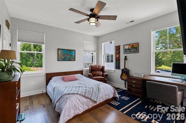 127 Alma Lane, Asheville, NC 28806