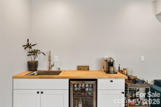 127 Alma Lane, Asheville, NC 28806