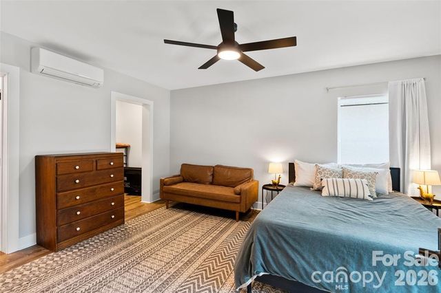 127 Alma Lane, Asheville, NC 28806