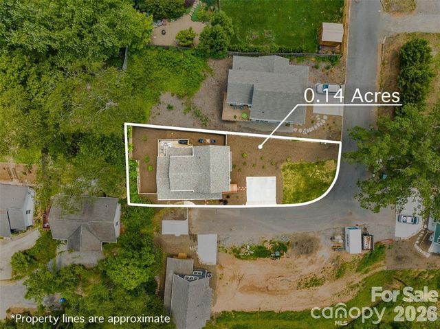 127 Alma Lane, Asheville, NC 28806