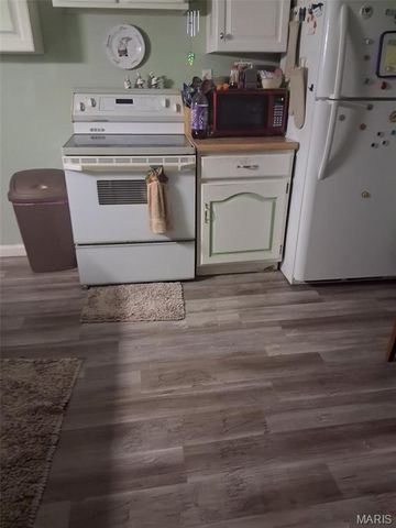2101 N 4th Street, St Charles, MO 63301