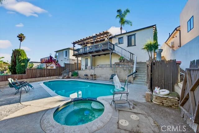 1092 W 6th, San Pedro, CA 90731