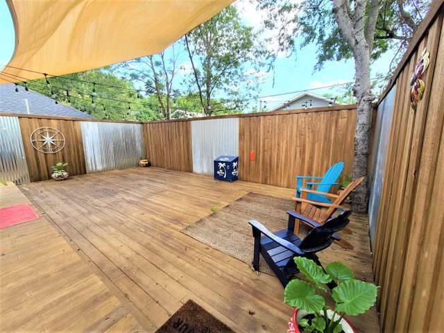 2030 Bickers Street, Dallas, TX 75212
