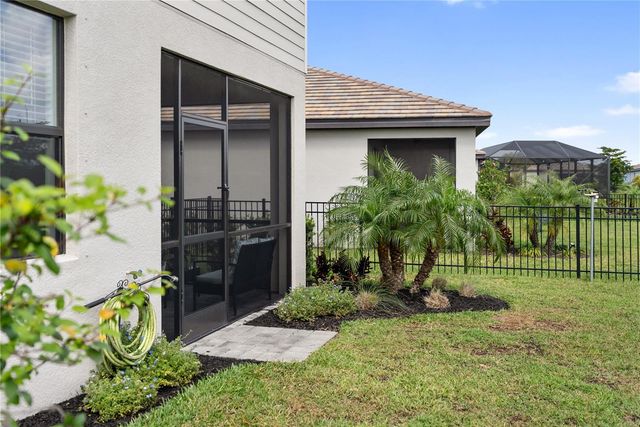 5221 BLUE CRUSH STREET, Bradenton, FL 34211