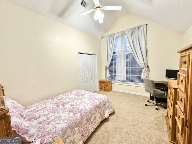 12342 Lakeside Parkway, Fayetteville, GA 30215