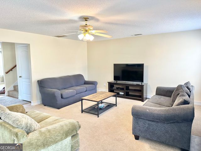 12342 Lakeside Parkway, Fayetteville, GA 30215