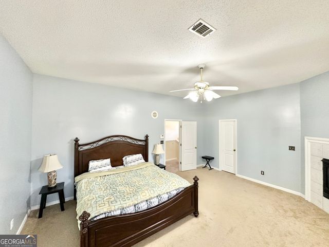 12342 Lakeside Parkway, Fayetteville, GA 30215