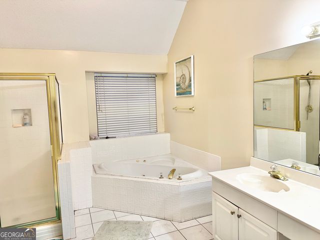 12342 Lakeside Parkway, Fayetteville, GA 30215