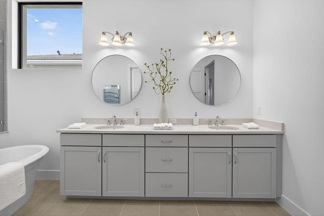 13697 Le Christine Drive, Palm Beach Gardens, FL 33412