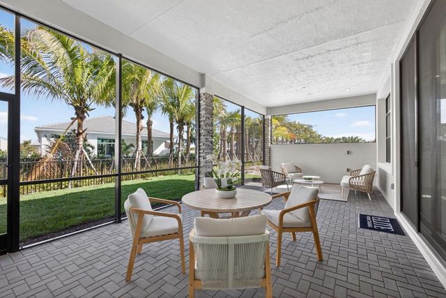 13697 Le Christine Drive, Palm Beach Gardens, FL 33412