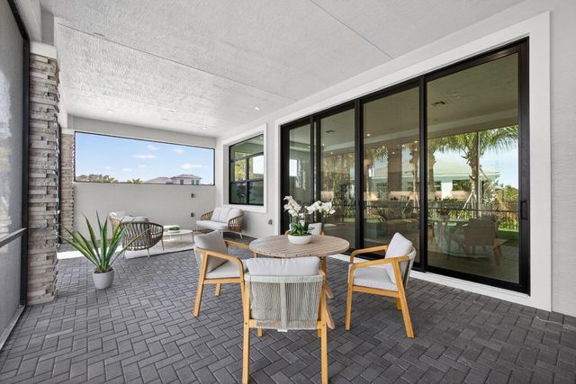 13697 Le Christine Drive, Palm Beach Gardens, FL 33412