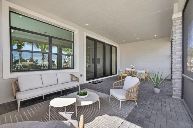 13697 Le Christine Drive, Palm Beach Gardens, FL 33412