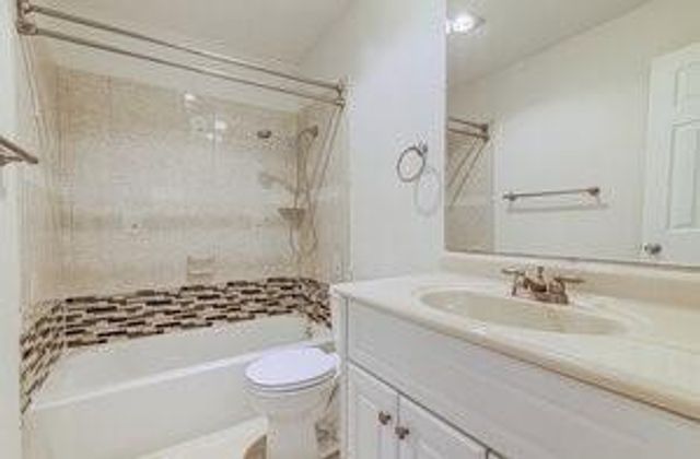 8210 Bent Tree RD 149, Austin, TX 78759