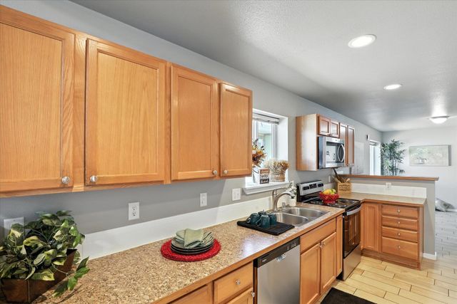 410 E I St, Deer Park, WA 99006