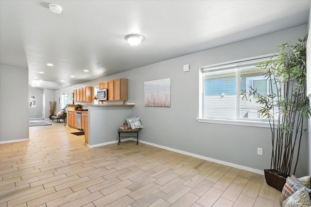 410 E I St, Deer Park, WA 99006