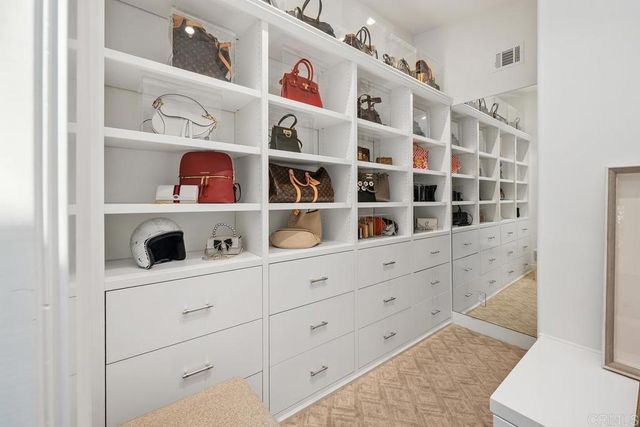 555 Amphitheatre Drive, Del Mar, CA 92014