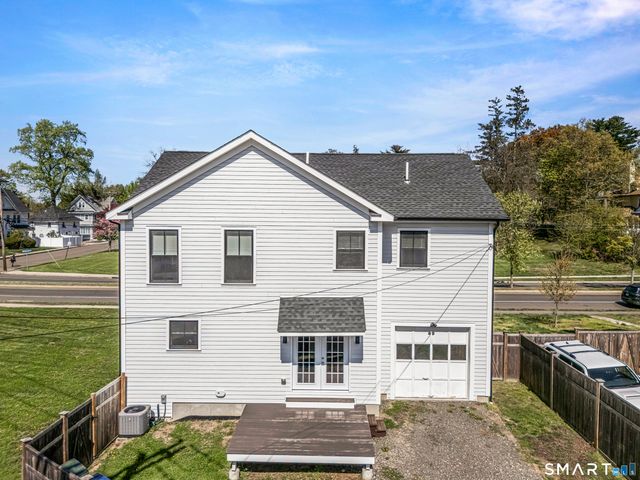 273 Brooklawn Avenue, Bridgeport, CT 06604
