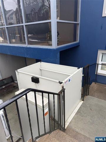 865 Teaneck Road 2, Teaneck, NJ 07666