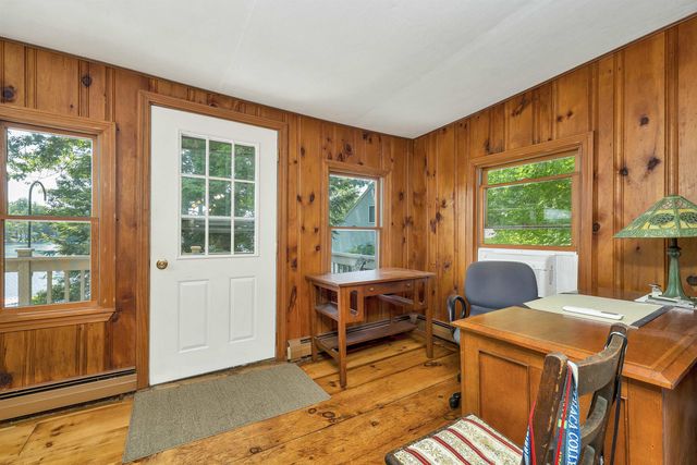8-11 River Road, Barrington, NH 03825