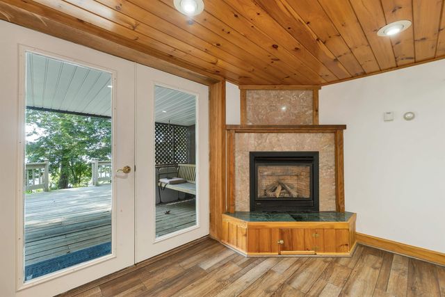 8-11 River Road, Barrington, NH 03825
