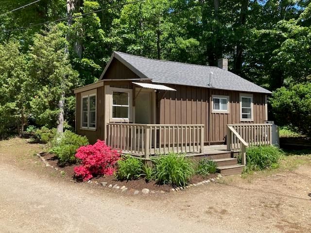 8-11 River Road, Barrington, NH 03825