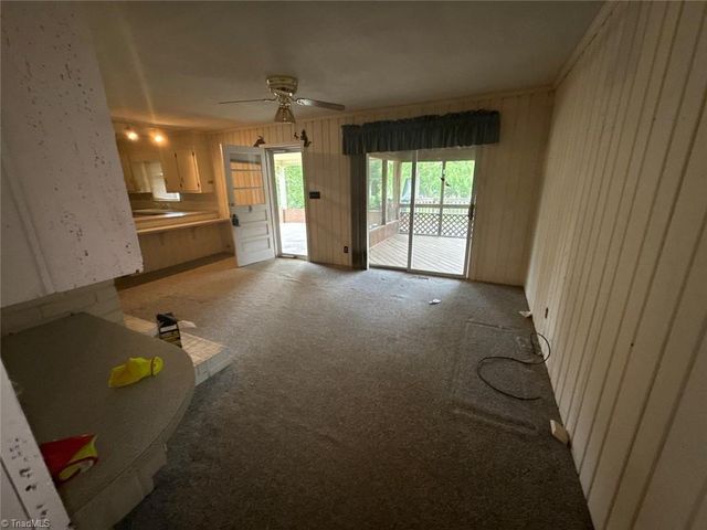 2631 Creekwood Drive, Winston-salem, NC 27103