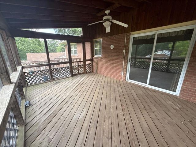 2631 Creekwood Drive, Winston-salem, NC 27103
