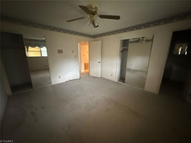 2631 Creekwood Drive, Winston-salem, NC 27103