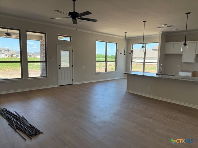 7102 Touchstone Drive, Temple, TX 76502