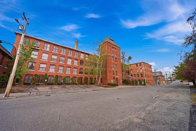 470 Silver St Apt 123, Manchester, NH 03103
