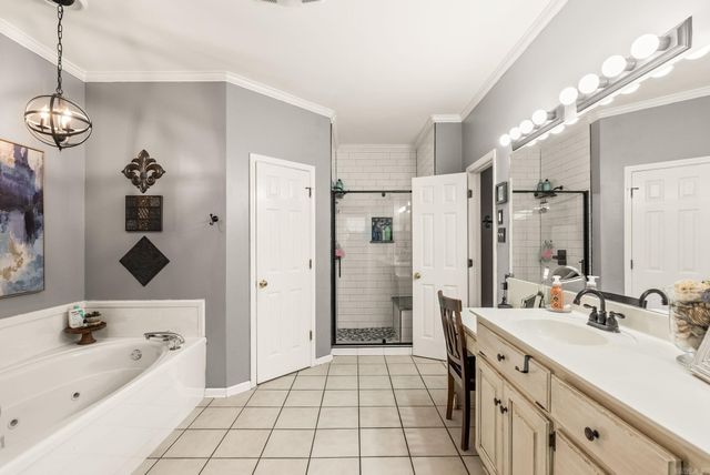 27 Winona Drive, Maumelle, AR 72113