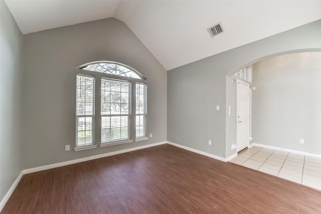 440 Mystic Trail Loop, Kingwood, TX 77339