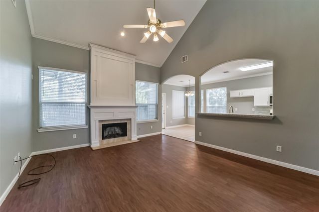440 Mystic Trail Loop, Kingwood, TX 77339