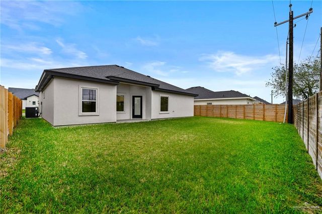 1733 E Pinnacle Drive, Edinburg, TX 78542