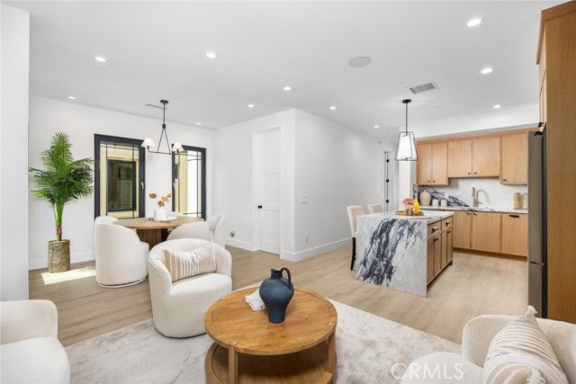 830 Sunset B, Arcadia, CA 91007