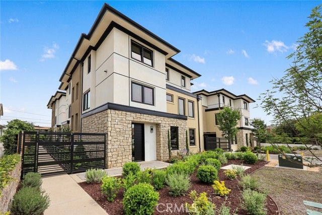 830 Sunset B, Arcadia, CA 91007