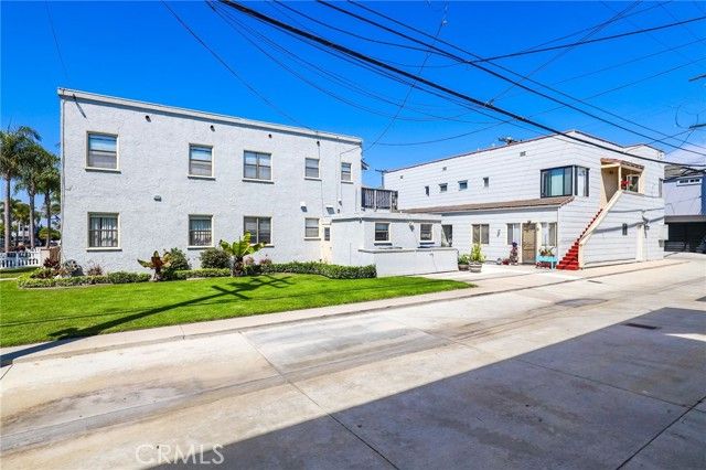 112 4th Street, Seal Beach, CA 90740