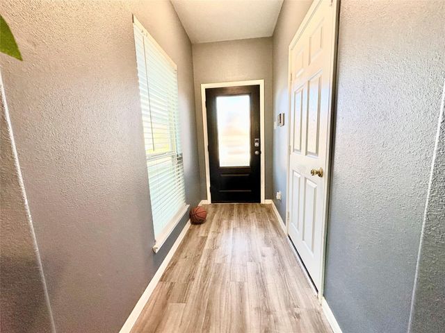 6542 Castle Loch Court, Houston, TX 77048
