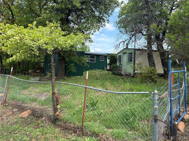 2395 1405 Road, Skiatook, OK 74070