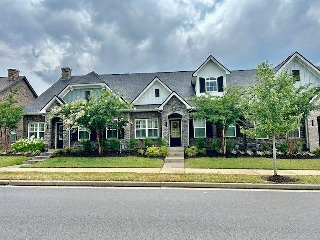 118 Jane Xing, Mount Juliet, TN 37122