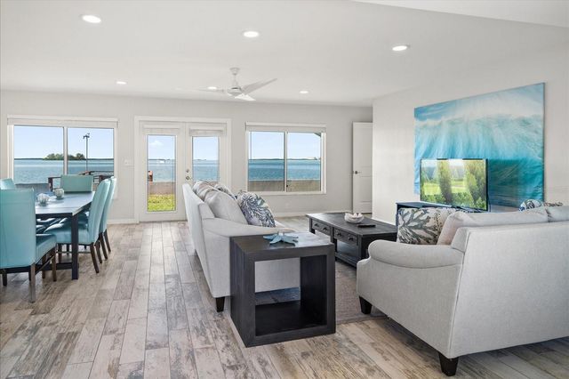 2234 HARBOR VIEW DRIVE, Dunedin, FL 34698