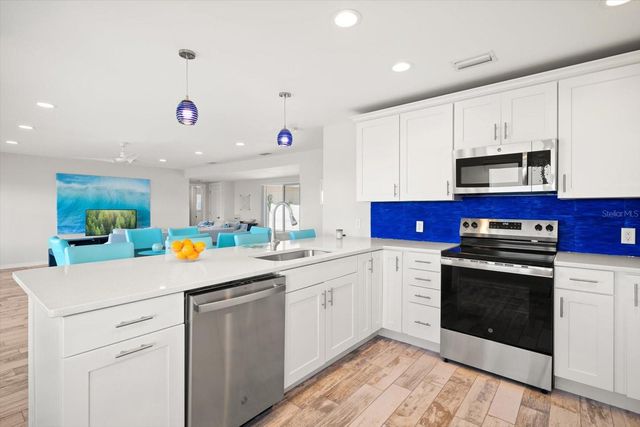 2234 HARBOR VIEW DRIVE, Dunedin, FL 34698