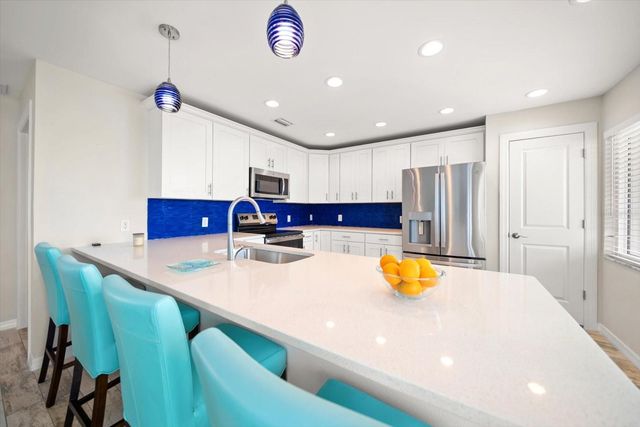 2234 HARBOR VIEW DRIVE, Dunedin, FL 34698