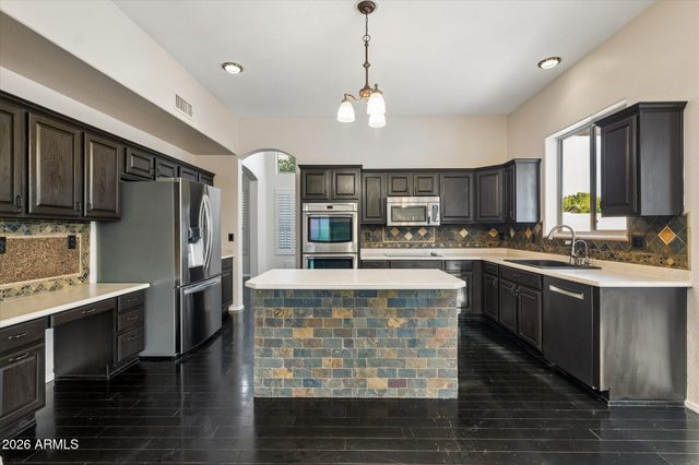 9629 E GRANDVIEW Street, Mesa, AZ 85207